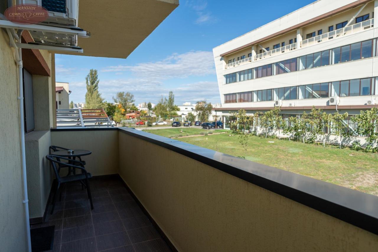 Campus Caffe Mansion Hotel Buzau Ngoại thất bức ảnh